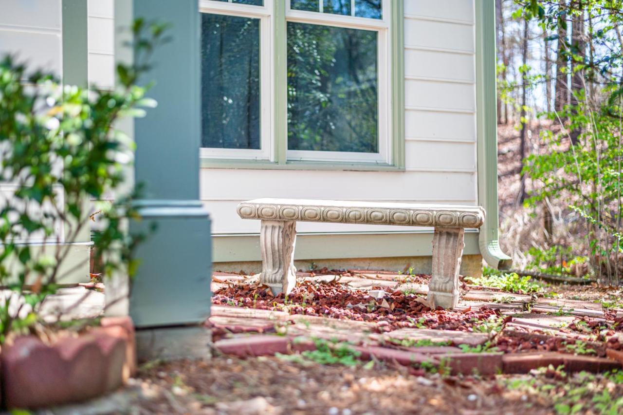Cozy Industrial Kildaire Farms Home- Near Downtown Cary Exterior foto