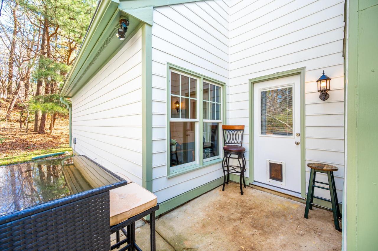 Cozy Industrial Kildaire Farms Home- Near Downtown Cary Exterior foto