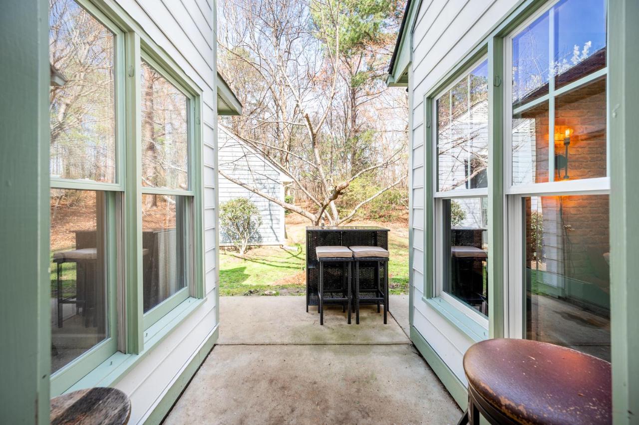 Cozy Industrial Kildaire Farms Home- Near Downtown Cary Exterior foto
