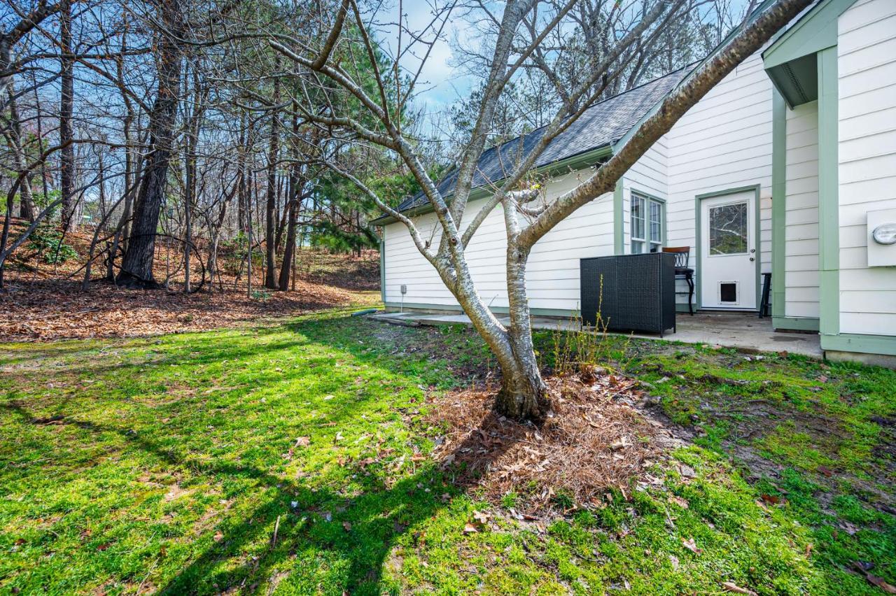Cozy Industrial Kildaire Farms Home- Near Downtown Cary Exterior foto