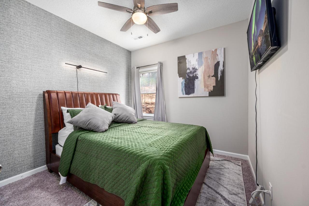 Cozy Industrial Kildaire Farms Home- Near Downtown Cary Exterior foto